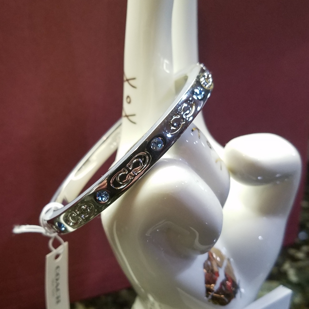 Coach Kissing Cs Bangle Bracelet Hinged Enamel Silver Pool Crystal Accents NWT - Picture 16 of 16